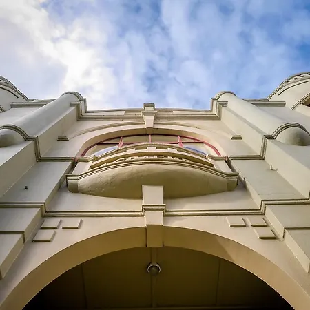 Toorak Manor Hotel Melbourne Room photo